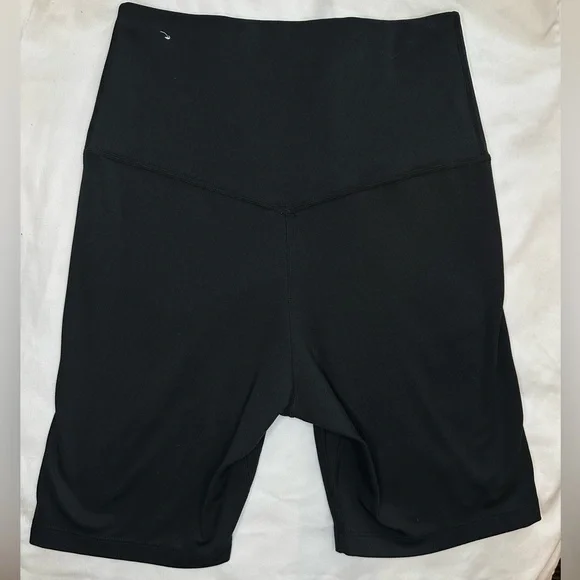 Nike Dri-FIT Women’s Black Biker Shorts High Rise Athletic Size Small - Picture 3 of 5